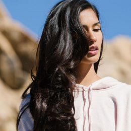 Know about how to style long thick hair in a convenient way