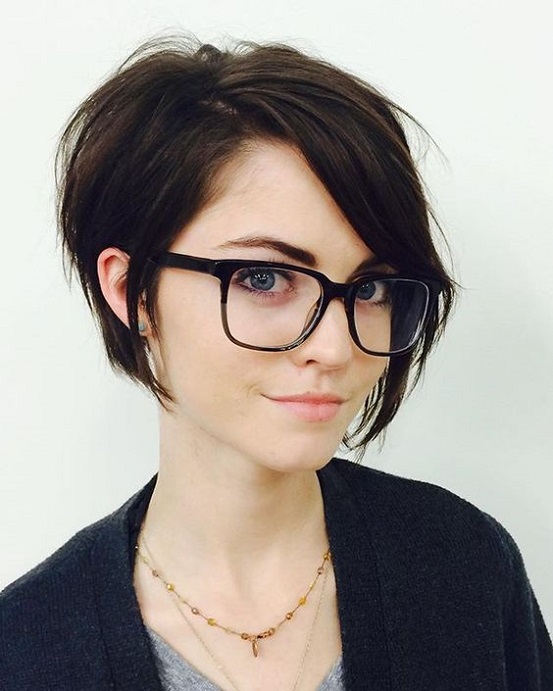 self haircut pixie